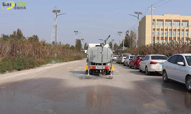 小型電動灑水車