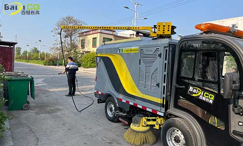 小型電動洗掃車歷經數(shù)次迭代新車功能詳解