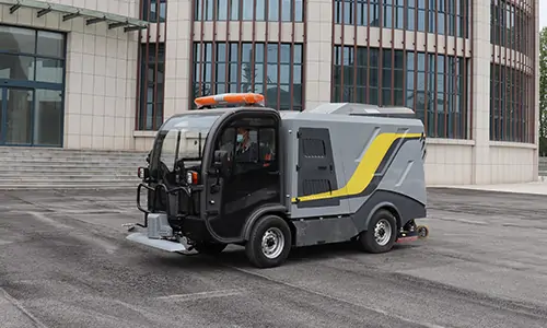 道路污染清除車，深度清潔城市三級道路【輔道、人行道】還原路面本色！