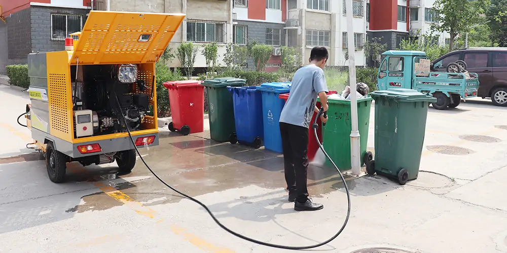 小型高溫高壓沖洗車_高壓沖洗車_高壓清洗車_沖洗車