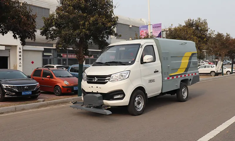 新能源高壓沖洗車：引領(lǐng)清潔革命，提升效率與環(huán)保，有公告，可上牌！